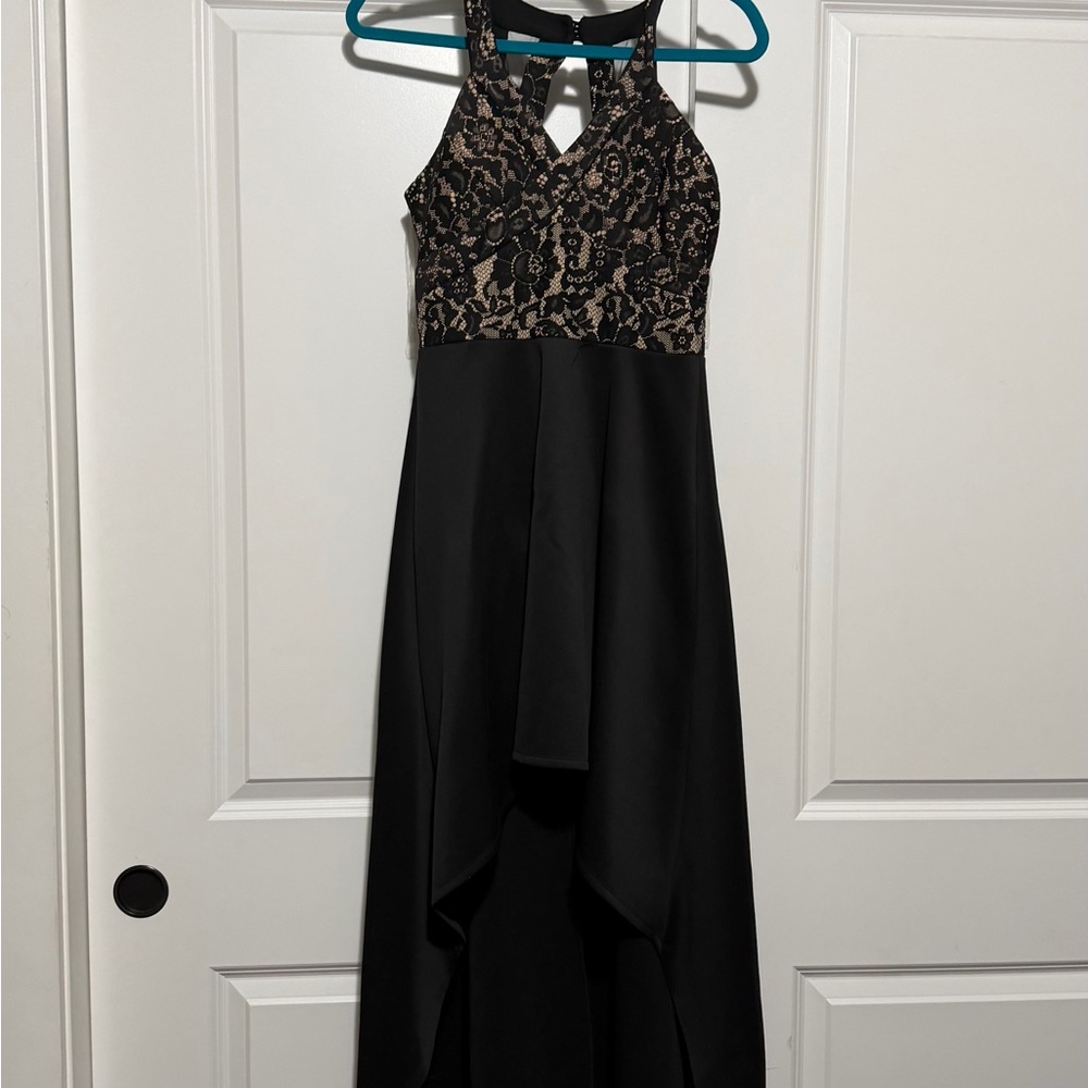 Elegant Black and Lace Dress